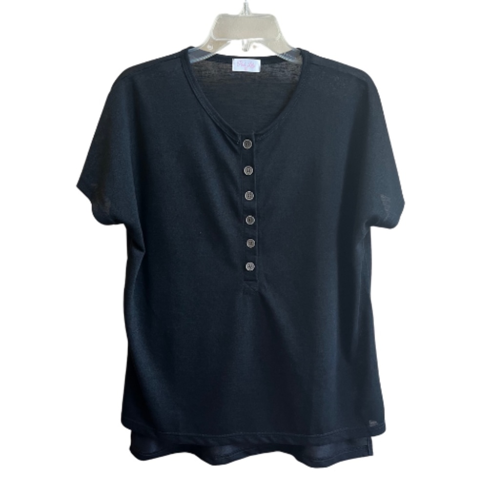 Women's Pink Lily Short Sleeve Shirt. Black. Size S